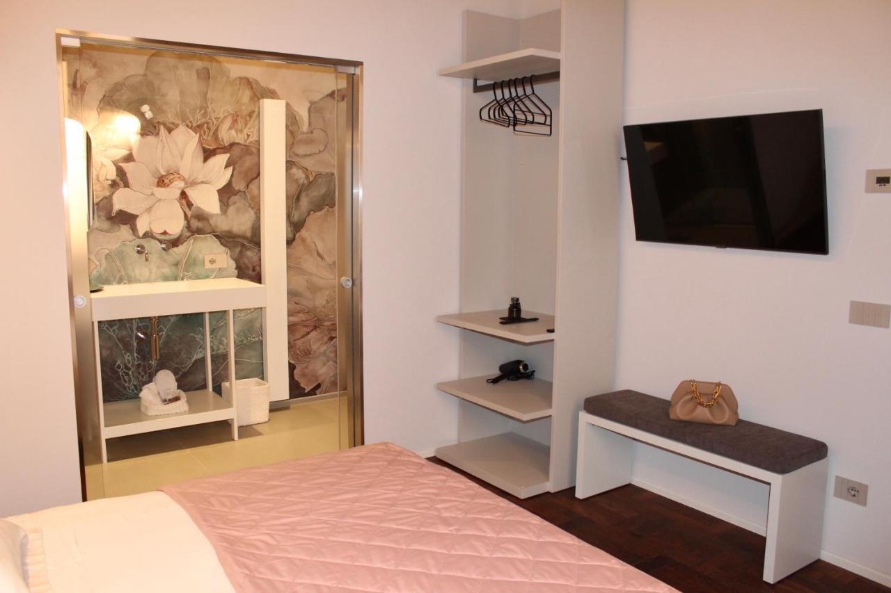Coco21 Bed & Breakfast Модена Екстериор снимка